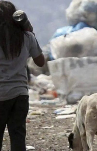 En diálogo con el programa Algo que Decir que se emite por Aire de Santa Fe, José Luis Zalazar, referente del Movimiento Los Sin Techo reconoció que esas estadísticas las vienen advirtiendo desde el año pasado. En diálogo con el programa Algo que Decir que se emite por Aire de Santa Fe, José Luis Zalazar, referente del Movimiento Los Sin Techo reconoció que esas estadísticas las vienen advirtiendo desde el año pasado.
