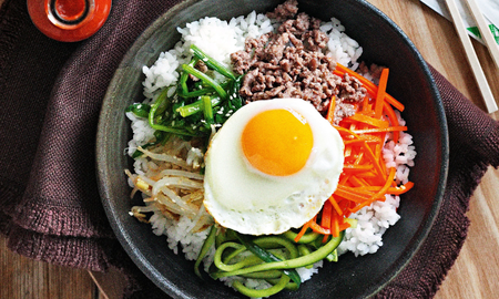 Aire de Santa Fe | Bibimbap: la receta coreana, fácil y deliciosa, para hacer en casa y sorprender a toda la familia