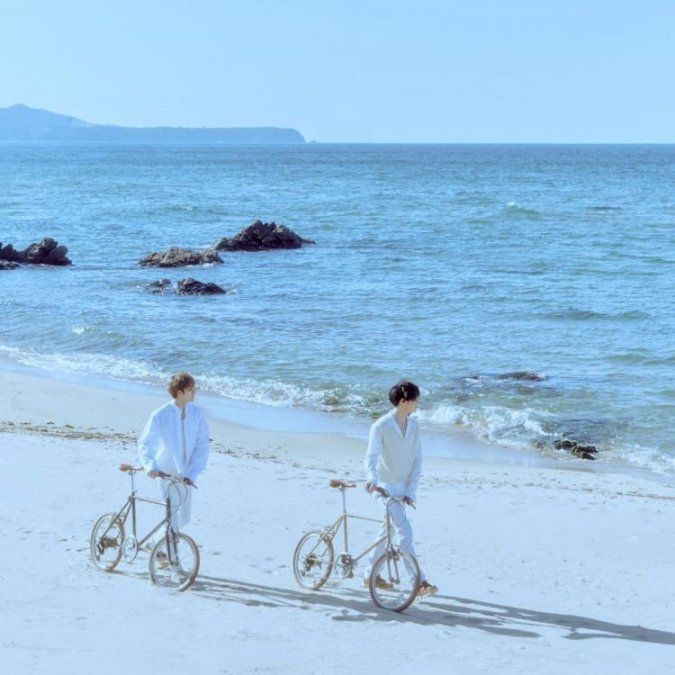 Xiaojun y Kun de WayV debutarán como la primera subunidad del grupo.