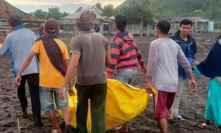 Al menos 10 personas mueren arrastradas por el mar durante rito de meditación en Indonesia