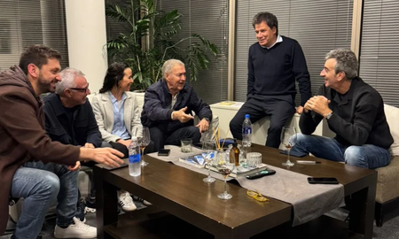 El diputado nacional y el exgobernador de Córdoba inscribieron la alianza para competir en las elecciones provinciales del 7 de septiembre. El diputado nacional y el exgobernador de Córdoba inscribieron la alianza para competir en las elecciones provinciales del 7 de septiembre.