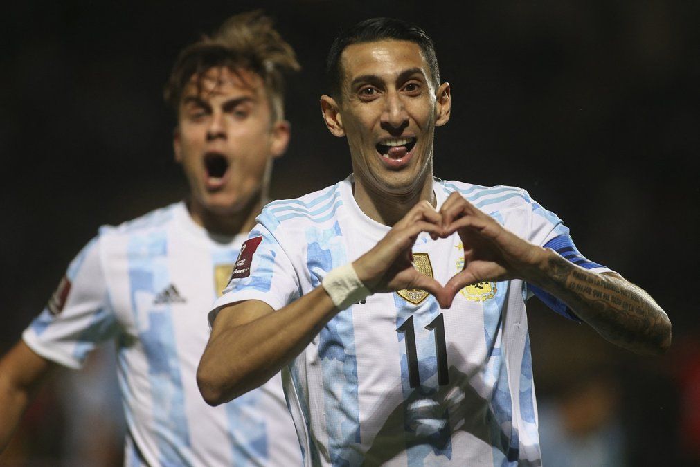 La Selección Argentina venció a Uruguay a domicilio y se acerca al Mundial de Qatar 2022.