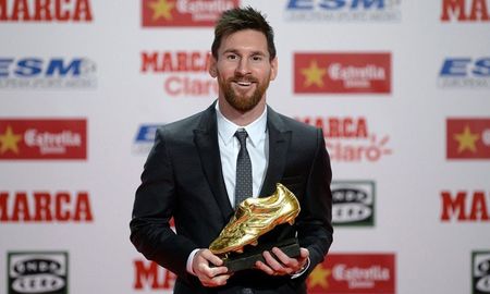 Lionel Messi se quedó con el Botín de Oro en las temporadas 2009-10, 2011-12, 2012-13, 2016-17, 2017-18 y 2018-19. Lionel Messi se quedó con el Botín de Oro en las temporadas 2009-10, 2011-12, 2012-13, 2016-17, 2017-18 y 2018-19.