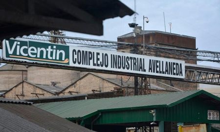 Vicentin es una empresa estratégica para el entramado productivo del norte santafesino. Vicentin es una empresa estratégica para el entramado productivo del norte santafesino.