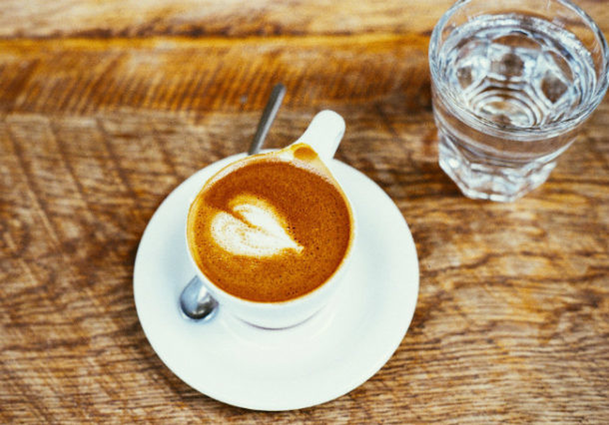 El café cuenta con numerosos beneficios para la salud de una persona. El café cuenta con numerosos beneficios para la salud de una persona.