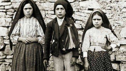Estos son los misterios de la Virgen de Fátima: el relato de los 3 pastorcitos, secretos revelados y el Milagro del Sol
