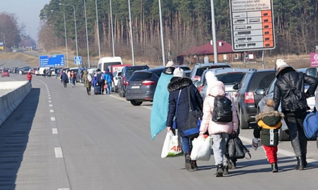 Otros ocho argentinos están saliendo este lunes de Ucrania, vía Polonia, informaron desde Cancillería Otros ocho argentinos están saliendo este lunes de Ucrania, vía Polonia, informaron desde Cancillería
