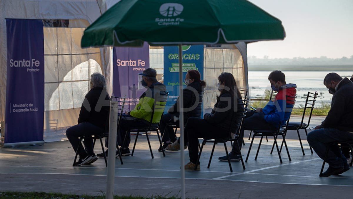 Desde este sábado 12 de junio funcionan cuatro puestos fijos de testeos en la ciudad de Santa Fe