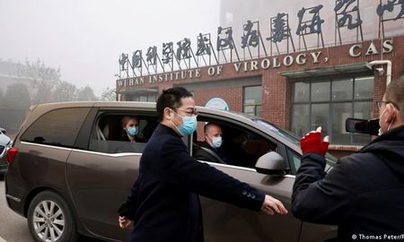 La misión de la OMS en el Instituto de Virología de Wuhan. La misión de la OMS en el Instituto de Virología de Wuhan.