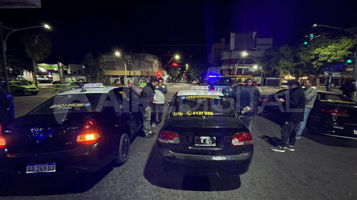 La inseguridad que atraviesan los obliga a resguardarse y asistirse entre los choferes.