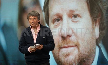 El periodista y economista de A24, Carlos Burgueño, aseguró que Silvina Batakis va a tener sí o sí una corrida en los próximos días. El periodista y economista de A24, Carlos Burgueño, aseguró que Silvina Batakis va a tener sí o sí una corrida en los próximos días.