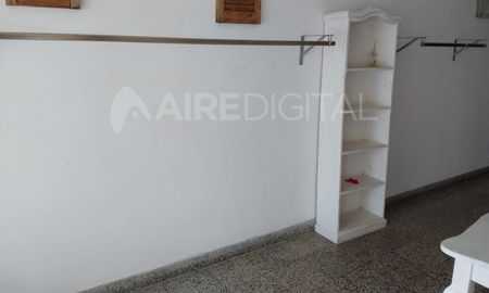 Los ladrones vaciaron un local en calle Iriondo al 2000 Los ladrones vaciaron un local en calle Iriondo al 2000
