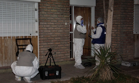Una niña fue encontrada muerta en su habitación: la mamá aludió a un reto viral pero dejó cartas que implican al padrastro Una niña fue encontrada muerta en su habitación: la mamá aludió a un reto viral pero dejó cartas que implican al padrastro
