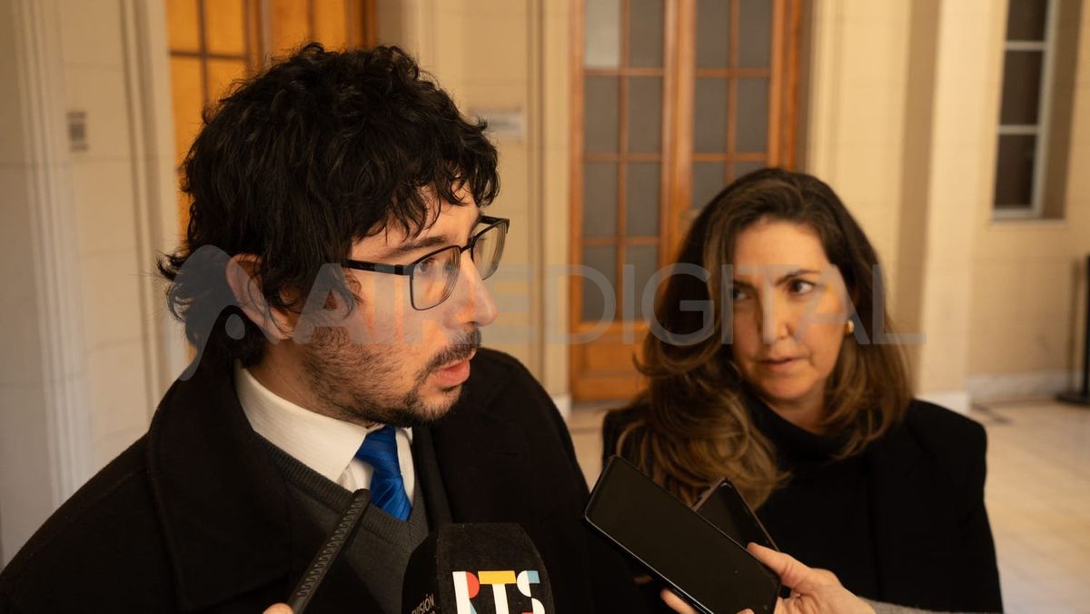 Matías Broggi y Luciana Escobar Cello, los fiscales que mantuvieron la acusación a Spies Matías Broggi y Luciana Escobar Cello, los fiscales que mantuvieron la acusación a Spies