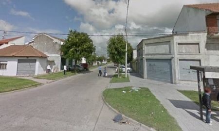 Un motochorro quiso robarle a una pareja: el hombre era policía y lo mató de dos tiros Un motochorro quiso robarle a una pareja: el hombre era policía y lo mató de dos tiros