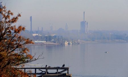 El humo de las quemas en las islas es un problema ambiental grave en Rosario. El humo de las quemas en las islas es un problema ambiental grave en Rosario.