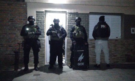 El allanamiento en una causa por estafas fue realizado por la PDI El allanamiento en una causa por estafas fue realizado por la PDI