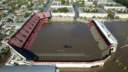 A 22 años de la inundación del Salado: la tragedia que marcó a Santa Fe y golpeó a Colón y Unión