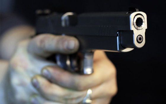 Por matar a una mujer, un sicario rosarino pide