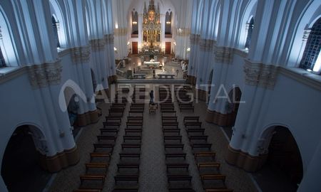 La norma que se publicó el lunes por la noche contemplaba celebraciones con concurrencia de hasta diez personas en forma simultánea. La norma que se publicó el lunes por la noche contemplaba celebraciones con concurrencia de hasta diez personas en forma simultánea.