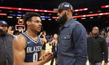 LeBron James extenderá su contrato con Los Angeles Lakers para jugar en la NBA junto a su hijo, Bronny. LeBron James extenderá su contrato con Los Angeles Lakers para jugar en la NBA junto a su hijo, Bronny.