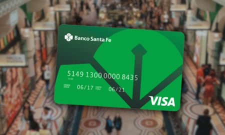 El descuento es válido para compras realizadas con tarjeta. El descuento es válido para compras realizadas con tarjeta.