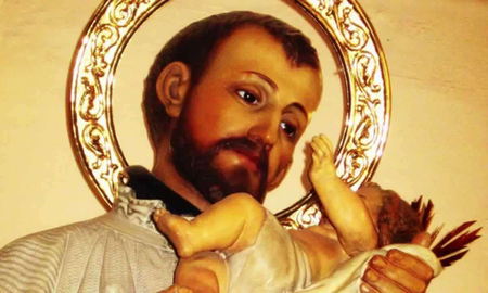 Cada 7 de agosto, devotos de todo el país visitan el Santuario de San Cayetano en Liniers para rendir homenaje al santo conocido como el “Patrono del pan y del trabajo”. Cada 7 de agosto, devotos de todo el país visitan el Santuario de San Cayetano en Liniers para rendir homenaje al santo conocido como el “Patrono del pan y del trabajo”.