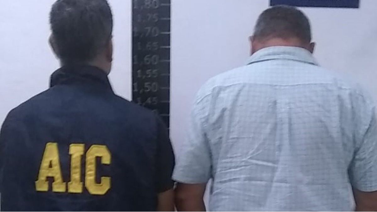 La justicia de Rosario le ordenó a peritos realizar un allanamiento en el domicilio del hombre.