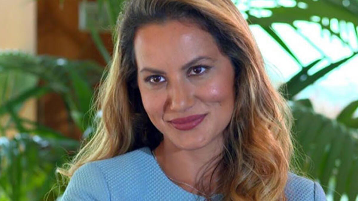 Apasionada por la música y actriz: Yildiz Asyali