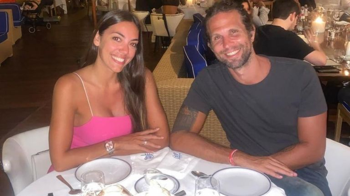 Por qu&eacute; se separ&oacute; Floppy Tesouro de su novio, tras el divorcio del padre de su hija.