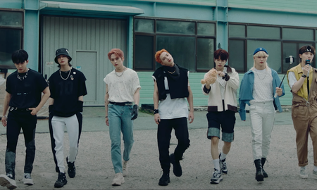 El grupo de Kpop, Stray Kids, anunció a través de sus redes sociales que lanzarán nueva música el 23 de agosto. El grupo de Kpop, Stray Kids, anunció a través de sus redes sociales que lanzarán nueva música el 23 de agosto.