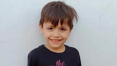 Dictaron la prisión preventiva a la mamá y al padrastro de Renzo Godoy, el nene de cuatro años asesinado a golpes