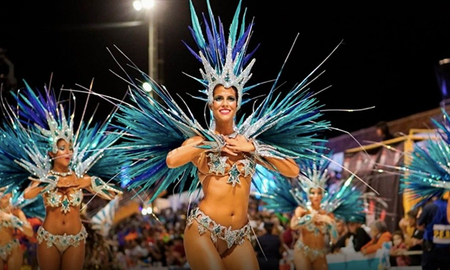 En el marco de los festejos por Carnaval, se declaró como feriados inamovibles al lunes 28 de febrero y el martes 01 de marzo. En el marco de los festejos por Carnaval, se declaró como feriados inamovibles al lunes 28 de febrero y el martes 01 de marzo.
