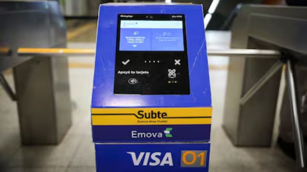 Los pasajeros que usen sus tarjetas desde el celular podrán acceder a descuentos de hasta el 100% en los viajes de subte. Los pasajeros que usen sus tarjetas desde el celular podrán acceder a descuentos de hasta el 100% en los viajes de subte.
