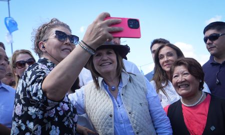 bullrich: bajar retenciones es nuestro compromiso, pero el superavit es innegociable bullrich: bajar retenciones es nuestro compromiso, pero el superavit es innegociable