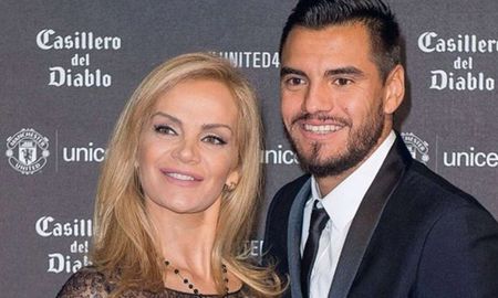 La exvedette y el futbolista se casaron en 2008. La exvedette y el futbolista se casaron en 2008.