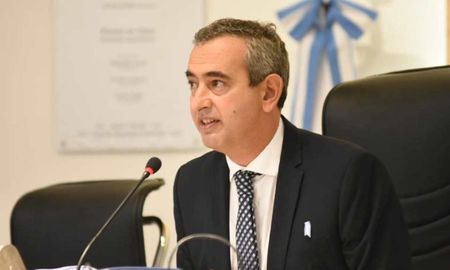 Relanzamiento de gestión. Ahora nos toca el tiempo de sanar y reconstruir, anunció Pablo Javkin. Relanzamiento de gestión. Ahora nos toca el tiempo de sanar y reconstruir, anunció Pablo Javkin.