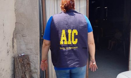 Los agentes aprehendieron a un hombre con sus iniciales P.M.L de 43 años de edad. Los agentes aprehendieron a un hombre con sus iniciales P.M.L de 43 años de edad.