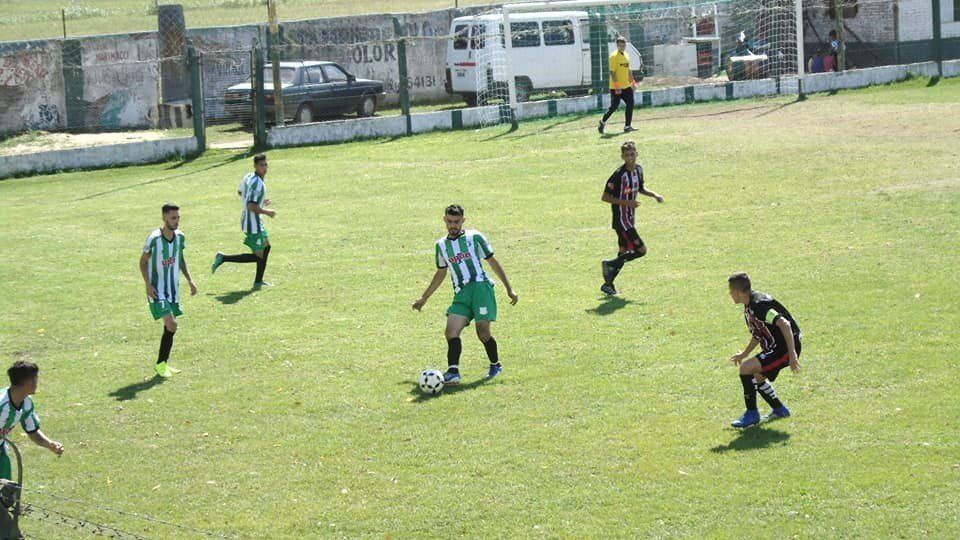 Se juega una partidazo entre San Cristóbal y Nacional por el ascenso de la Liga Santafesina
