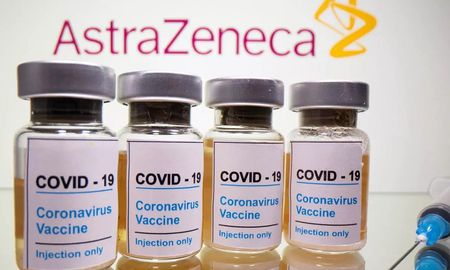 La vacuna contra la covid-19 de AstraZeneca está actualmente recomendada para las personas de entre 18 y 64 años. La vacuna contra la covid-19 de AstraZeneca está actualmente recomendada para las personas de entre 18 y 64 años.