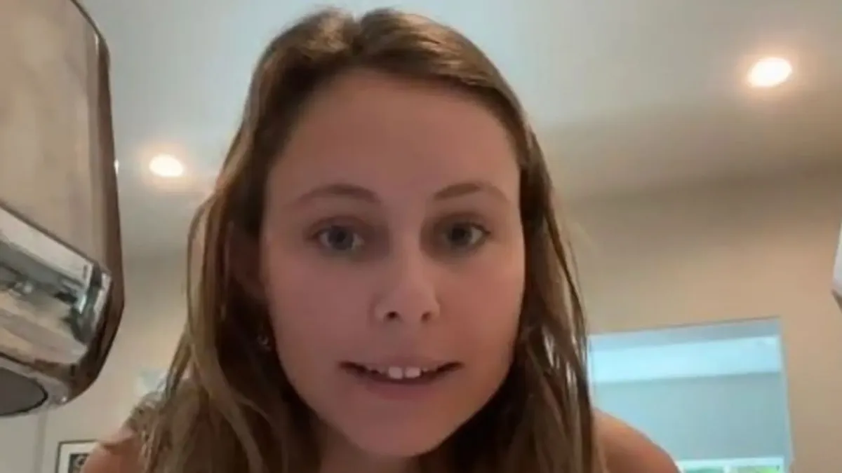 Se acostó con el padrino de bodas de su papá en la noche del casamiento: Espectáculo de humo