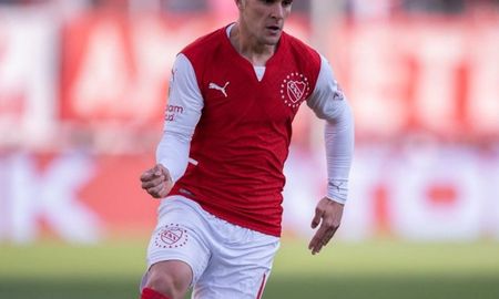 Fabricio Bustos no renovará contrato con Independiente y se marchará en junio con el pase en su poder. En el club analizan qué determinación tomar con el jugador. Fabricio Bustos no renovará contrato con Independiente y se marchará en junio con el pase en su poder. En el club analizan qué determinación tomar con el jugador.