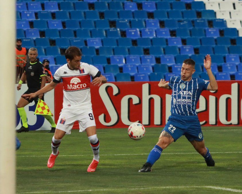 Copa de la Liga Profesional: Godoy Cruz rescató sobre el final un empate con Tigre