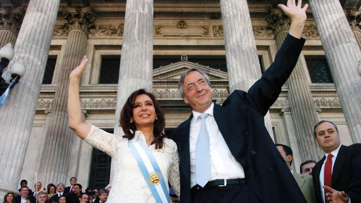 La primera presidencia de Cristina: 2007-2011. La primera presidencia de Cristina: 2007-2011.