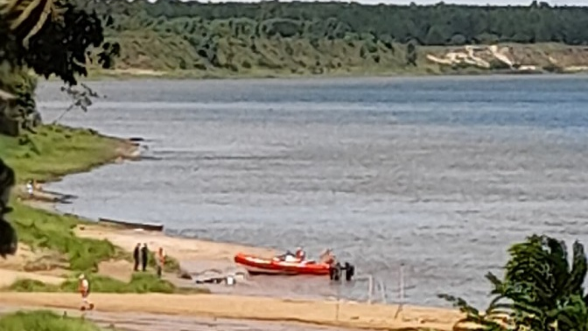 Hallaron sin vida a los dos jóvenes en el río Paraná.