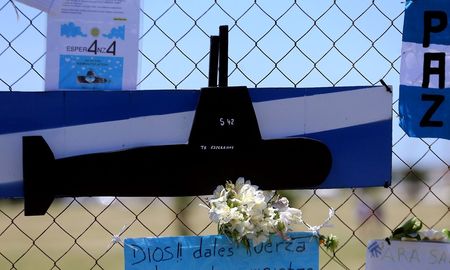 ara san juan: ?digan lo que digan, yo se que mi hermano esta vivo?