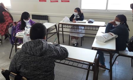 El distanciamiento, el uso del barbijo y la higiene son esenciales en esta nueva etapa. El distanciamiento, el uso del barbijo y la higiene son esenciales en esta nueva etapa.