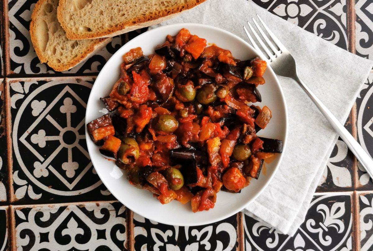 Donato de Santis le recomendó a Silvana de MasterChef hacer una caponata. 