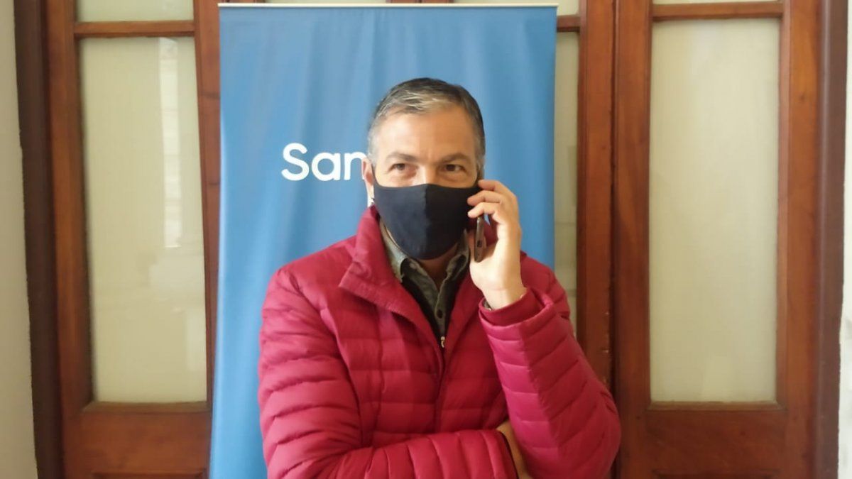 El ministro de Trabajo, Juan Manuel Pusineri, confirmó que la semana que viene reanudan la paritaria con los gremios de la administración pública.