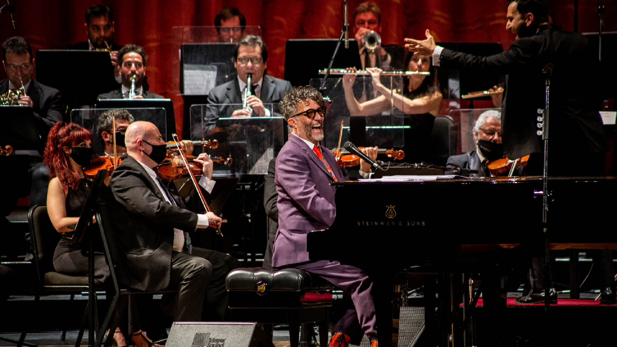 Fito Páez homanejeó a Charly García en el Teatro Colón